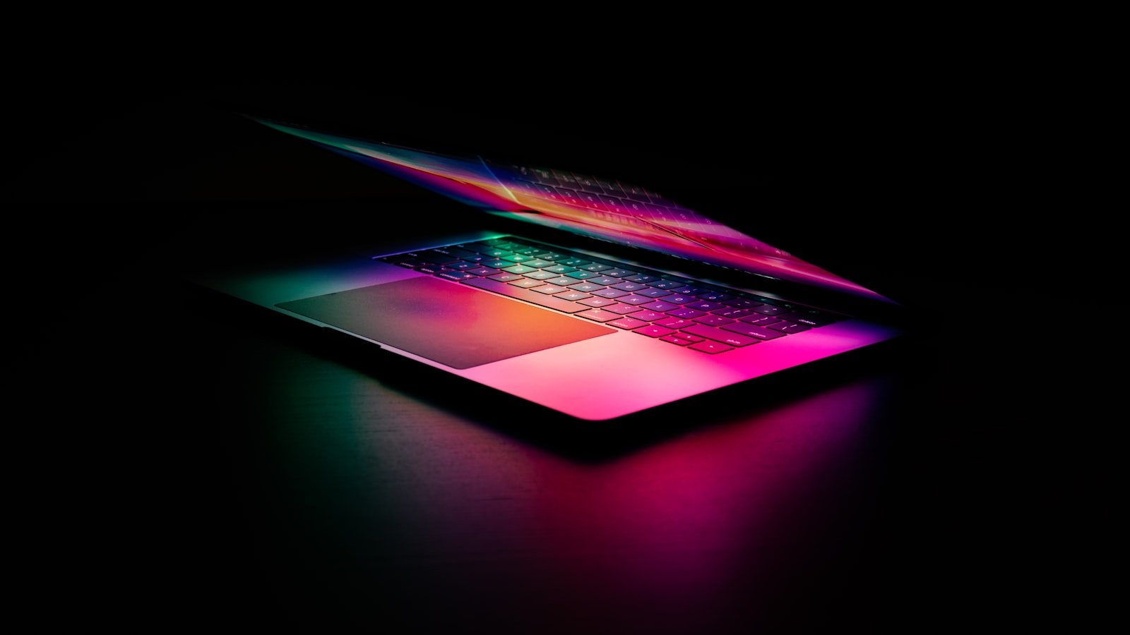Przeglądanie specyfikacji technicznej laptopa