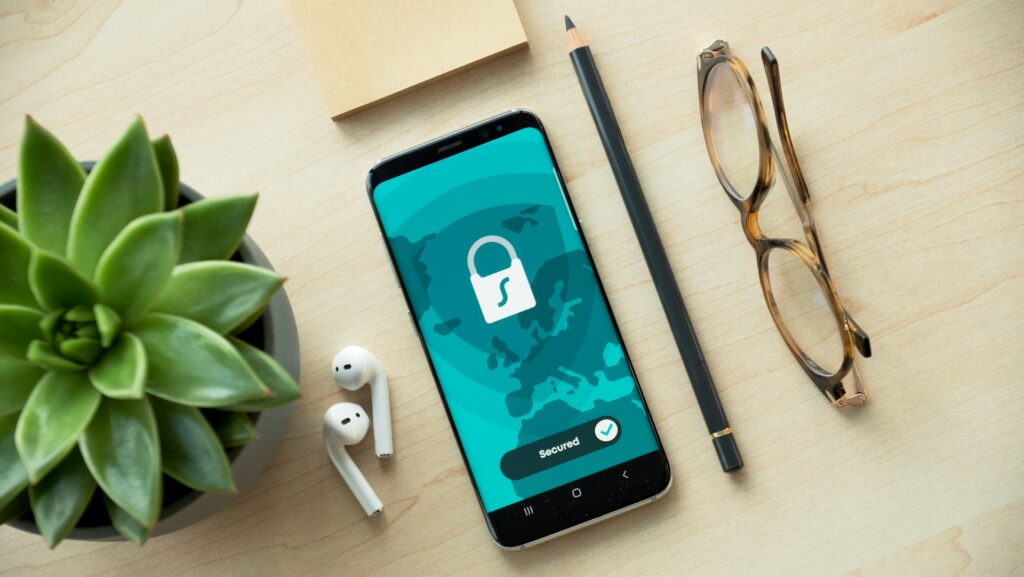 Revolut przez 5 miesięcy przekazywał dane klientów oszustom. Teraz żądają okupu